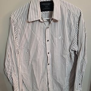 Mens American eagle button down